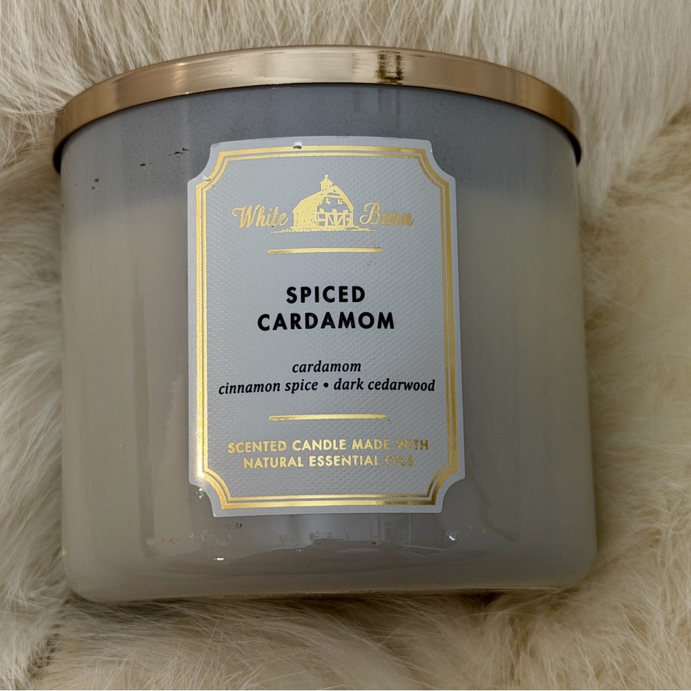 Bath & Body Works White Barn Spiced Cardamom 3-Wick Candle 14.5oz RETIRED RARE